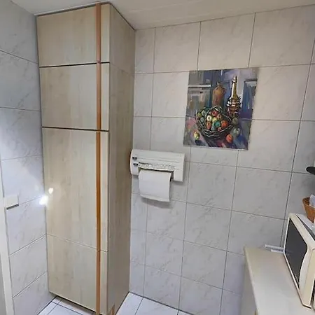 Διαμέρισμα Komplette Wohnung, Ruhig Gelegen *