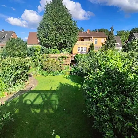 Apartment Komplette Wohnung, Ruhig Gelegen *