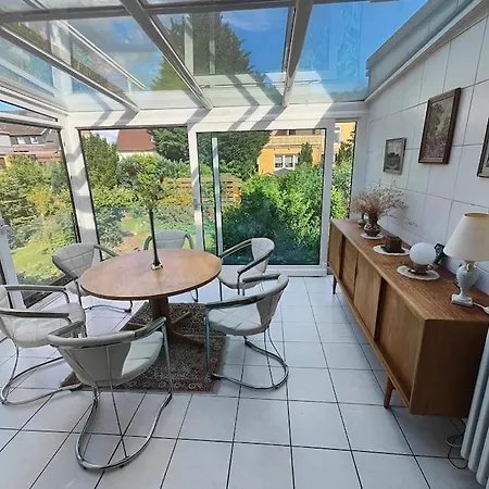 Komplette Wohnung, Ruhig Gelegen